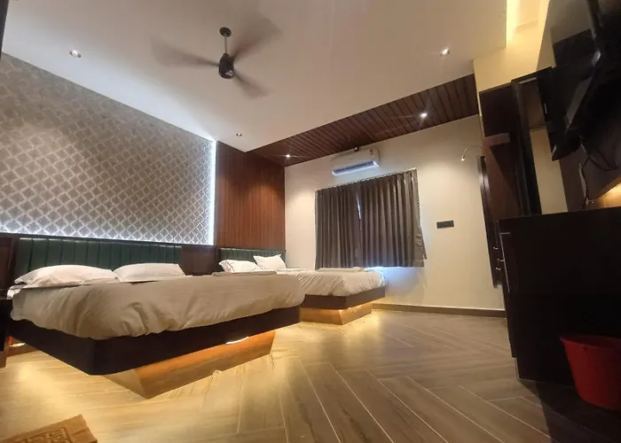 Hotel J Vin Palace